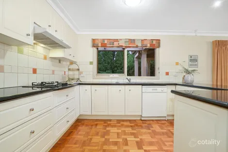 Property photo of 7 Hoadley Crescent Burwood East VIC 3151