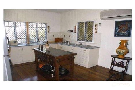 4 Dennis St, South Mackay, QLD 4740