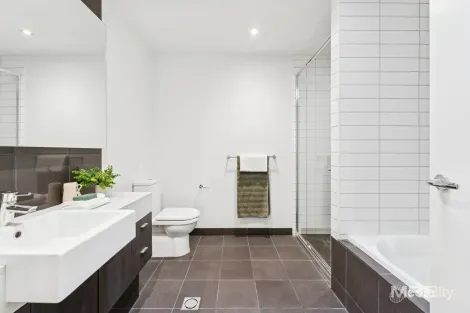 Property photo of 1203/12 Yarra Street South Yarra VIC 3141