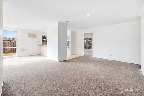 Property photo of 3 Curnow Court Cranbourne West VIC 3977