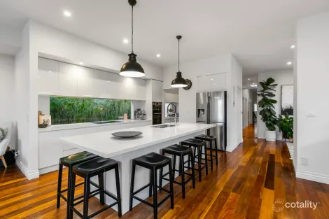 Property photo of 82 William Street Newport VIC 3015