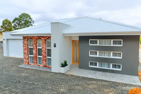 8 Webster St, Mount Barker, WA 6324