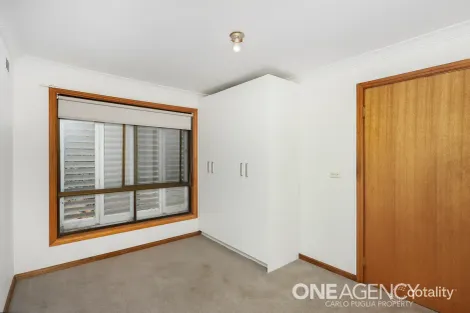 Property photo of 32 Primula Avenue Brooklyn VIC 3012