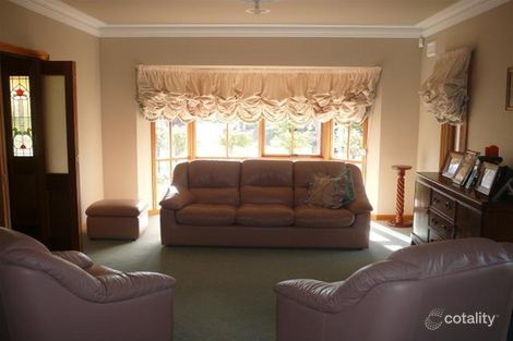 Property photo of 27 Outlook Drive Werribee VIC 3030