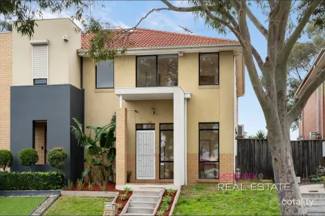 Property photo of 91 Ravenhill Boulevard Roxburgh Park VIC 3064