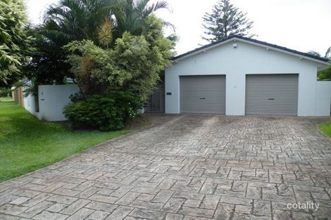 Property photo of 1 Cedar Place Broadbeach Waters QLD 4218