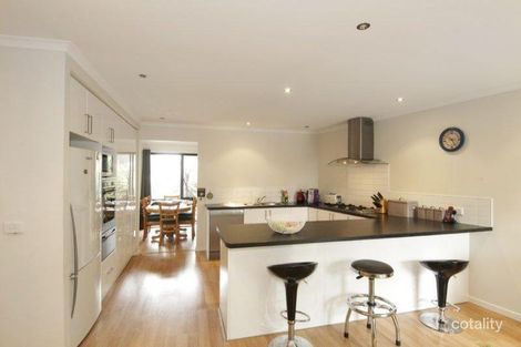 Property photo of 21 Emanuel Drive Seaford VIC 3198