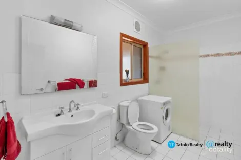 Property photo of 4 Seabreeze Court Ormiston QLD 4160