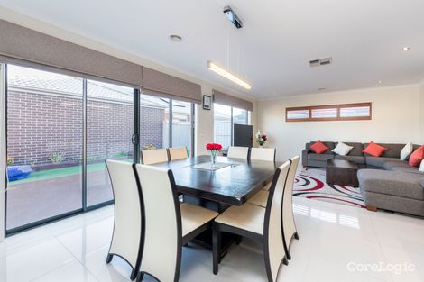 Property photo of 1 Bristol Drive Cranbourne North VIC 3977