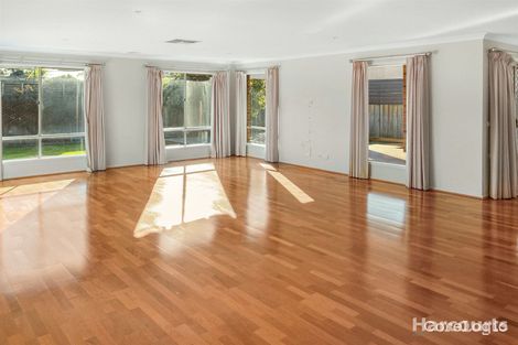 Property photo of 19 Trevino Way Cranbourne North VIC 3977