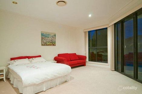 Property photo of 21 The Sovereign Mile Paradise Point QLD 4216