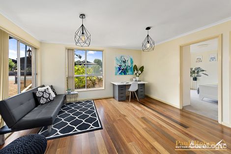 Property photo of 5 Finnerty Place Kambah ACT 2902
