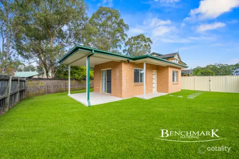 1 Clarendon Ct, Wattle Grove, NSW 2173