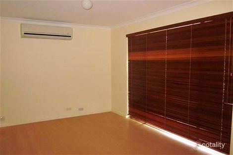 Property photo of 4 Sogan Rise Yangebup WA 6164