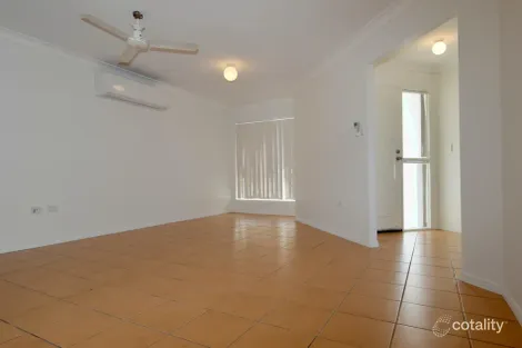Property photo of 3 Saxonvale Court New Auckland QLD 4680