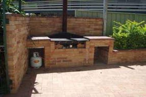 Property photo of 28 Mellish Crescent Emerald QLD 4720