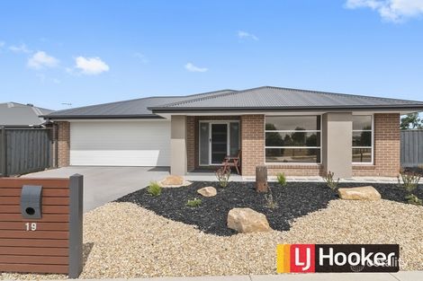 19 Cambridge Way, North Wonthaggi, VIC 3995