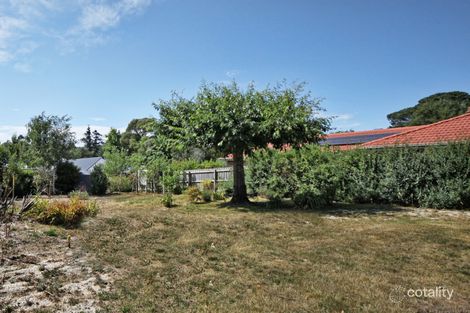 Property photo of 6 Stuart Drive Woodend VIC 3442