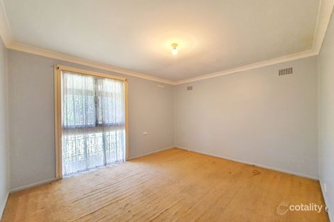 Property photo of 18 Copeland Road Lethbridge Park NSW 2770