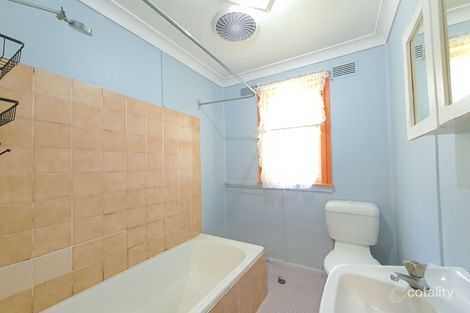 Property photo of 18 Copeland Road Lethbridge Park NSW 2770