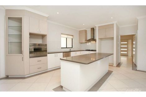Property photo of 376 Gundaroo Drive Gungahlin ACT 2912
