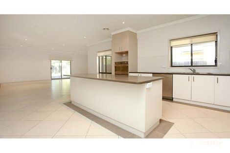Property photo of 376 Gundaroo Drive Gungahlin ACT 2912