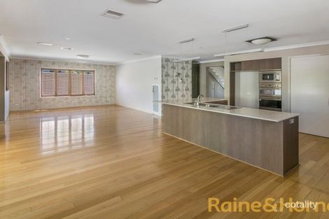 Property photo of 8 Drummond Street Caroline Springs VIC 3023
