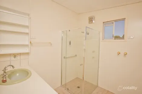 Property photo of 7 Wakaden Lane Griffith NSW 2680