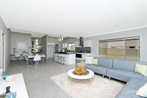 Property photo of 60 Albatross Crescent Harrison ACT 2914