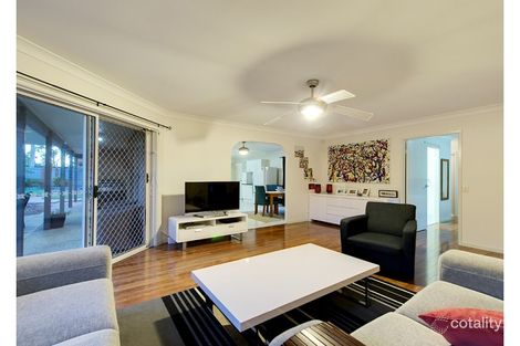 Property photo of 37 Clarendon Circuit Forest Lake QLD 4078