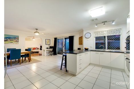 Property photo of 37 Clarendon Circuit Forest Lake QLD 4078