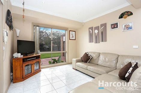 Property photo of 5 Hickey Court Mill Park VIC 3082