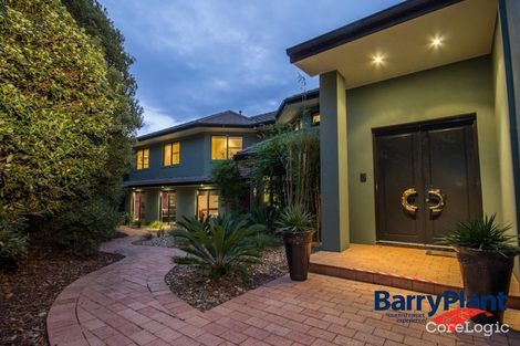 Property photo of 16 Casey Drive Berwick VIC 3806