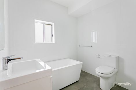 Property photo of 14 Delaigh Avenue North Curl Curl NSW 2099