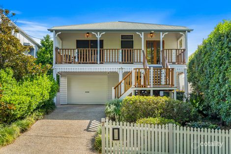 Property photo of 7 Esmonde Place Coorparoo QLD 4151