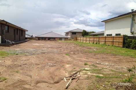 129 Middleton Dr, Middleton Grange, NSW 2171
