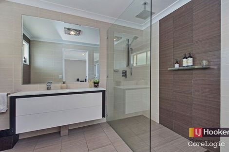 Property photo of 11 Schablon Close Ormeau Hills QLD 4208