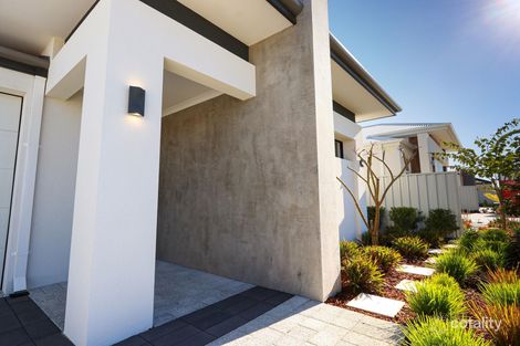 Property photo of 24 Barcelona Road Piara Waters WA 6112