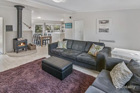 Property photo of 30 Caxton Street Blairgowrie VIC 3942