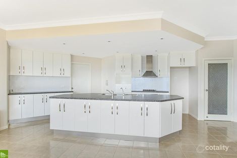 Property photo of 22 Noble Parade Lake Heights NSW 2502