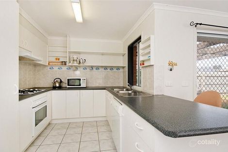 Property photo of 137 Silvereye Crescent Werribee VIC 3030