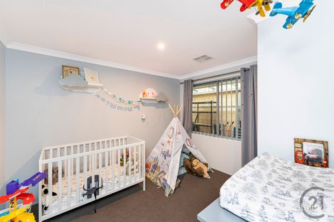 Property photo of 5 Callang Way South Yunderup WA 6208