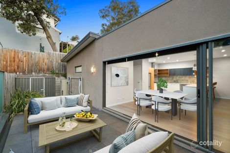 Property photo of 2/12 St Helena Road Greensborough VIC 3088