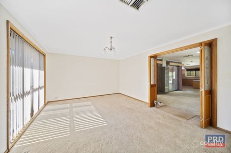 Property photo of 18 Akoonah Drive Golden Square VIC 3555