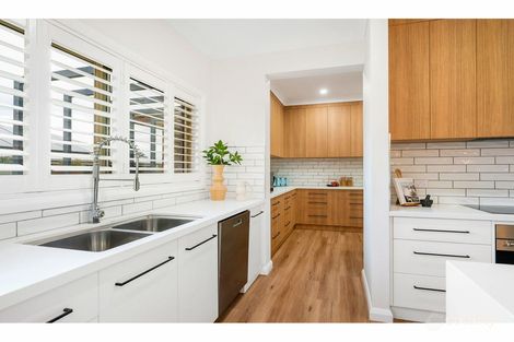 Property photo of 22 Macarthur Street Lavington NSW 2641