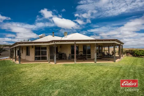 Property photo of 452 Wundi Road Alma WA 6535
