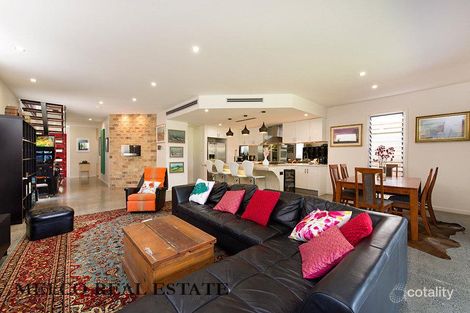 Property photo of 15 Baron Street Greenslopes QLD 4120