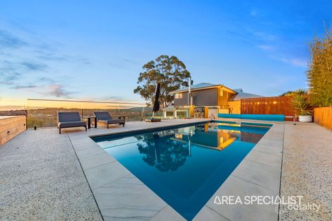 Property photo of 10 Tranquil Way Pakenham VIC 3810