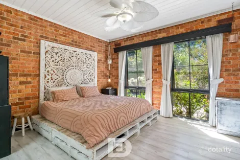 Property photo of 3 Cedar Court Gisborne VIC 3437