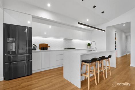 Property photo of 21 Candlebark Drive Shepparton North VIC 3631